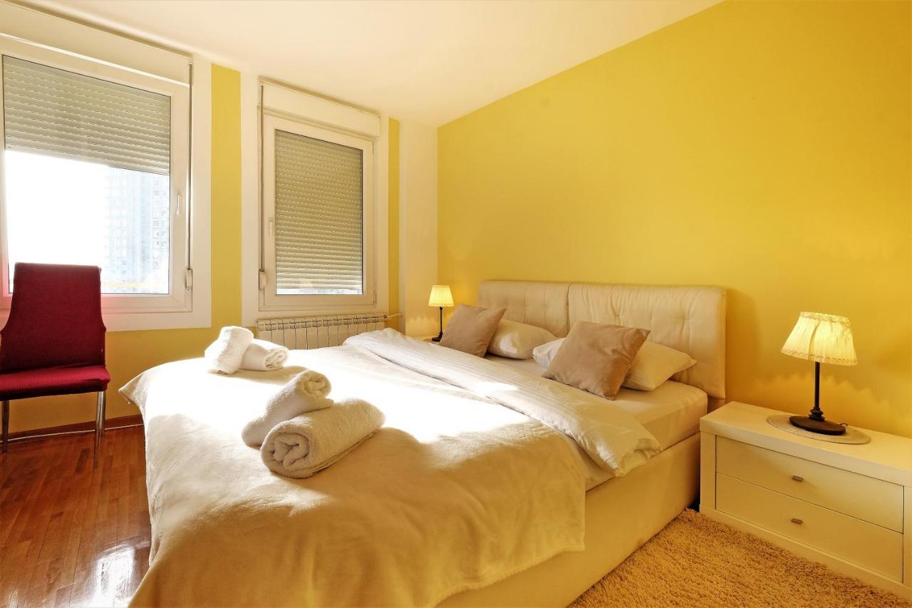 Apartment Bella Art Belgrad Exteriör bild