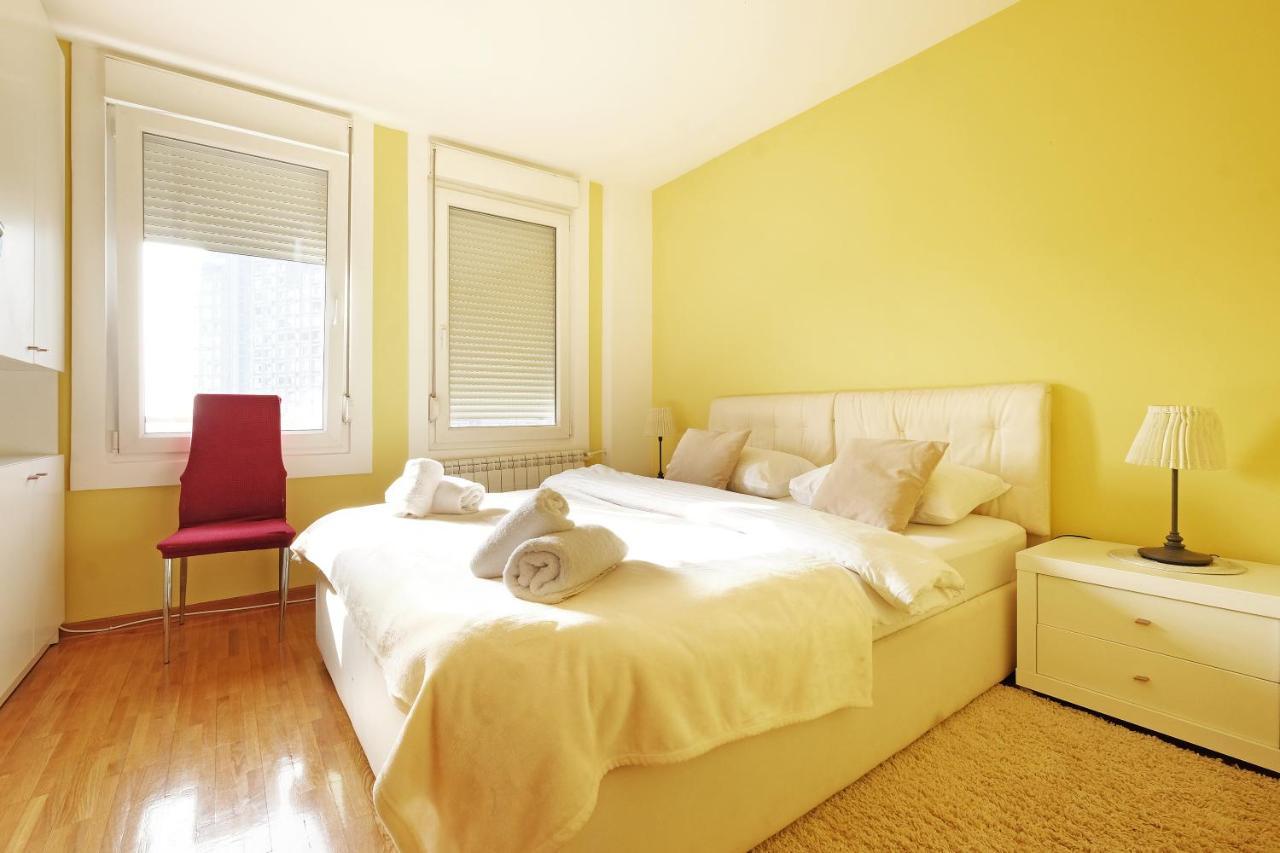 Apartment Bella Art Belgrad Exteriör bild