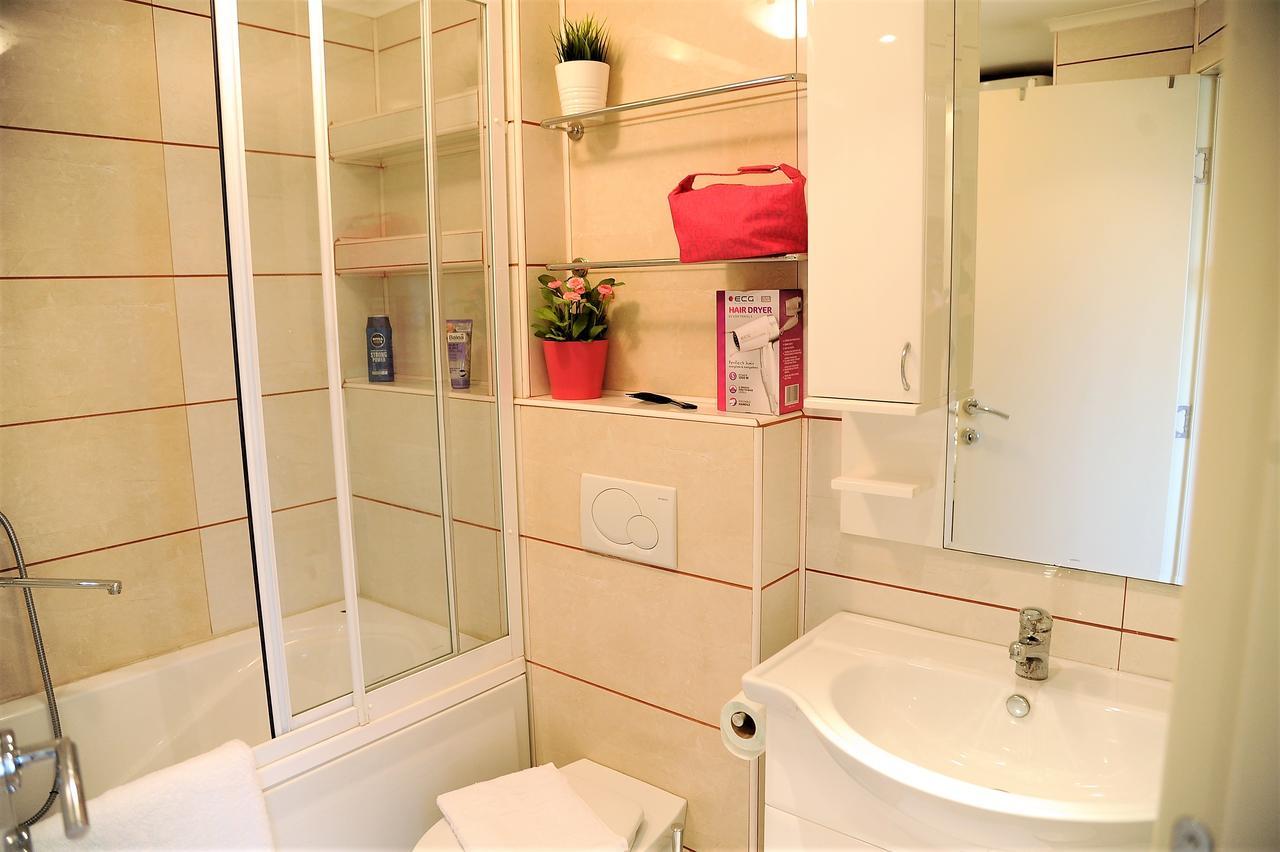 Apartment Bella Art Belgrad Exteriör bild